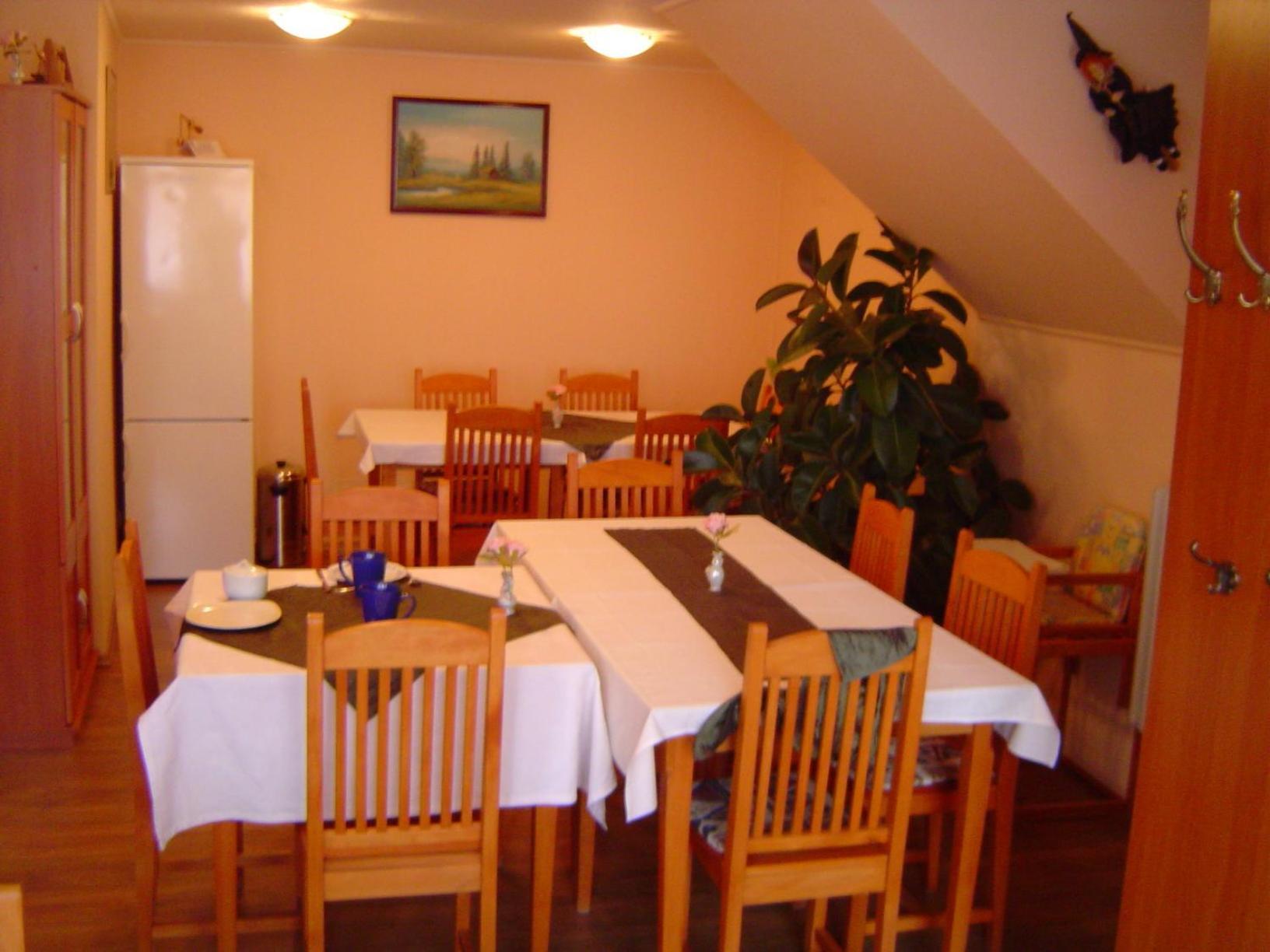 Lunczer Vendeghaz Hotel Mosonmagyarovar Exterior photo
