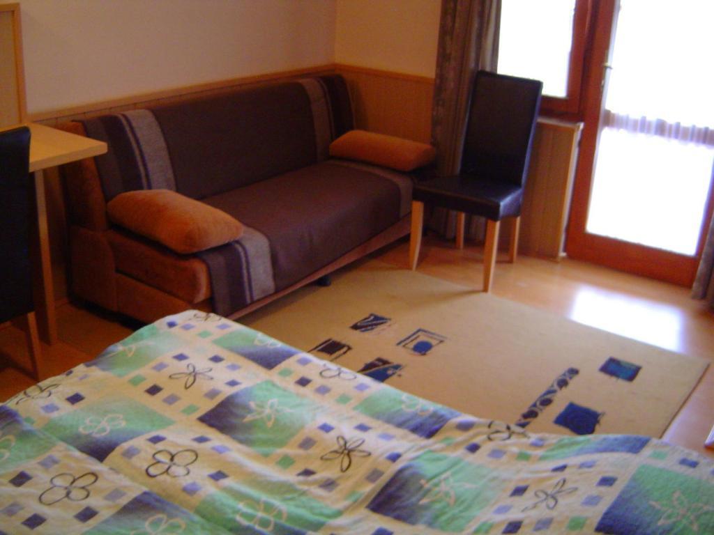 Lunczer Vendeghaz Hotel Mosonmagyarovar Room photo